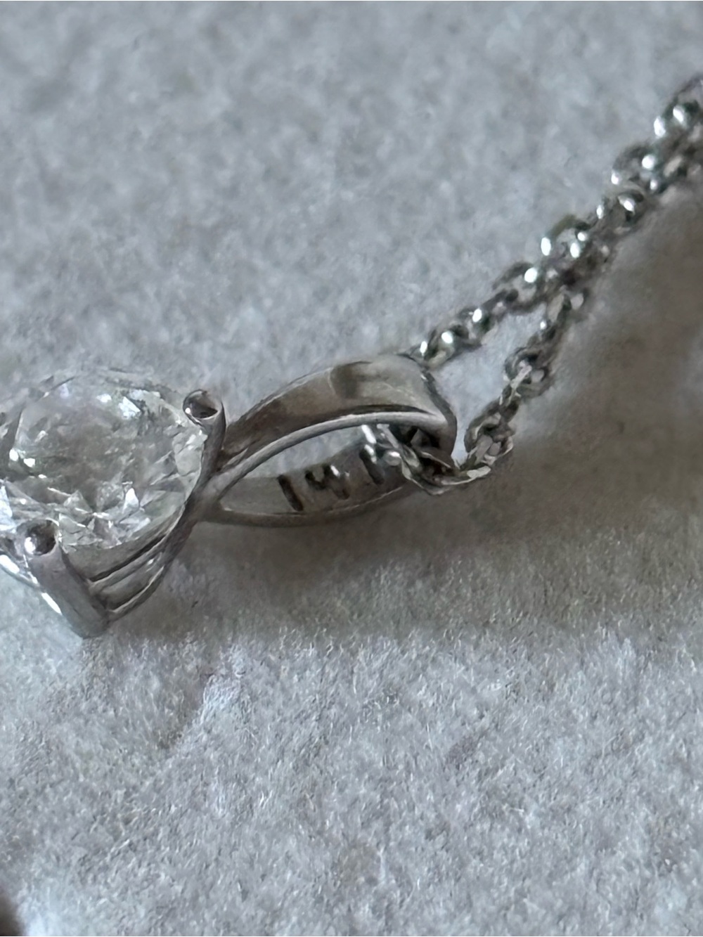 Classic Solitaire Pendant 14 k white gold necklace - Picture 3 of 7